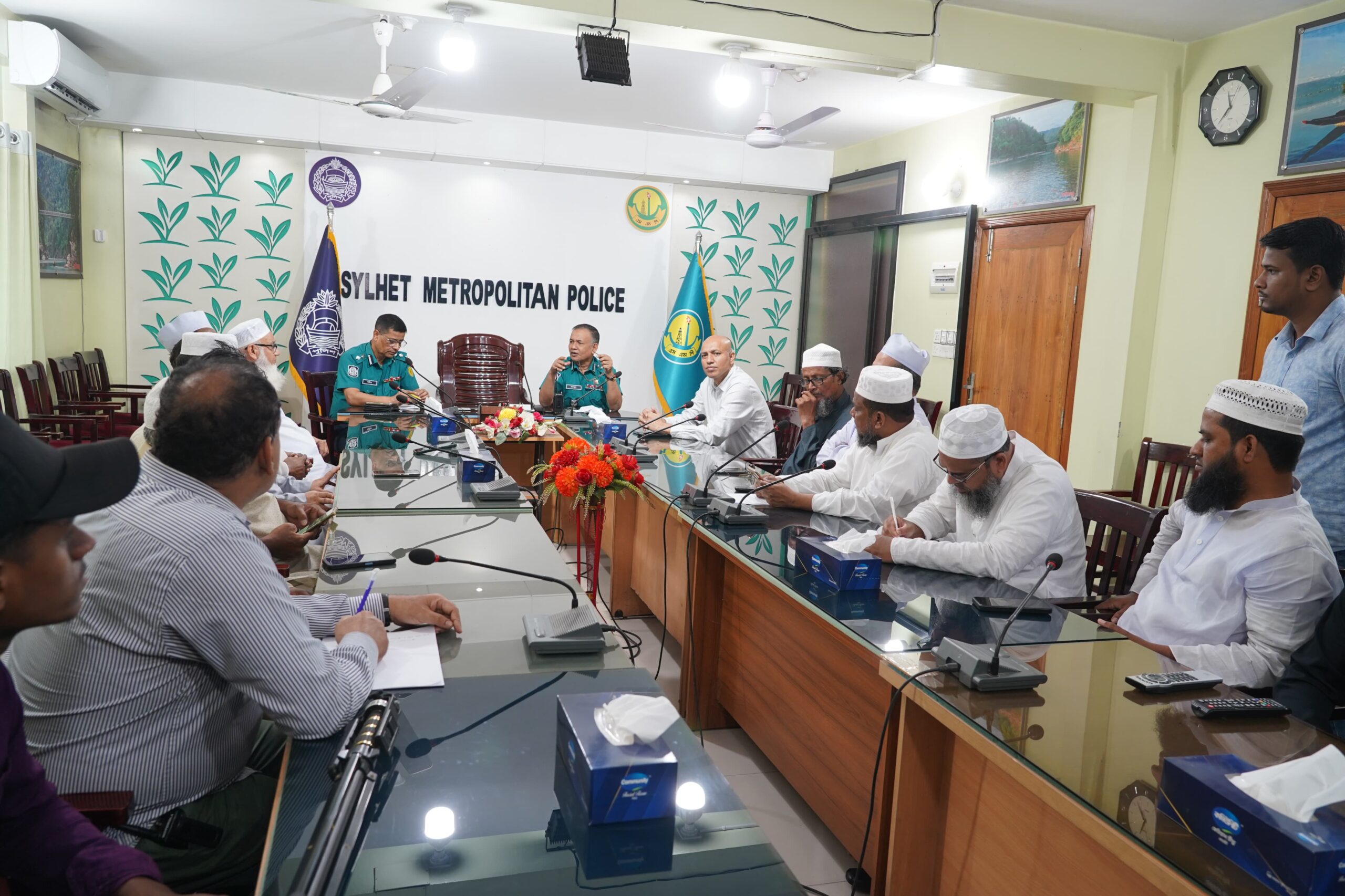 ওরসে অনৈতিক-অসামাজিকতা বন্ধে পুলিশ প্রশাসনের সঙ্গে শাহজালাল তাওহিদি কাফেলার বৈঠক