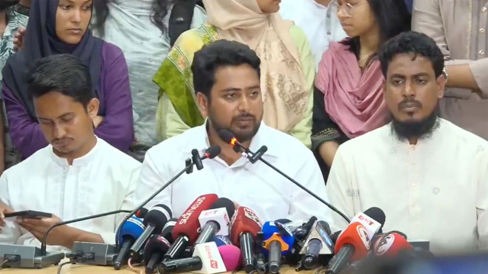 হত্যার উদ্দেশ্যে জঙ্গি কায়দায় হামলা করেছে মুজিববাদী সন্ত্রাসীরা: নাহিদ