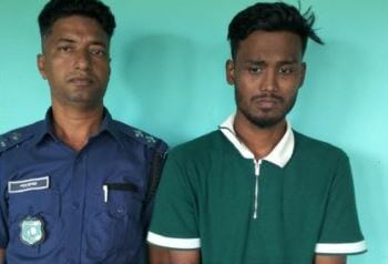 তাহিরপুরে মদ সহ পর্যটক আটক