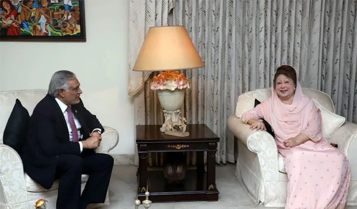 খালেদা জিয়ার সঙ্গে দেখা করেন পাকিস্তানের উপ-প্রধানমন্ত্রী ও পররাষ্ট্রমন্ত্রী ইসহাক দার