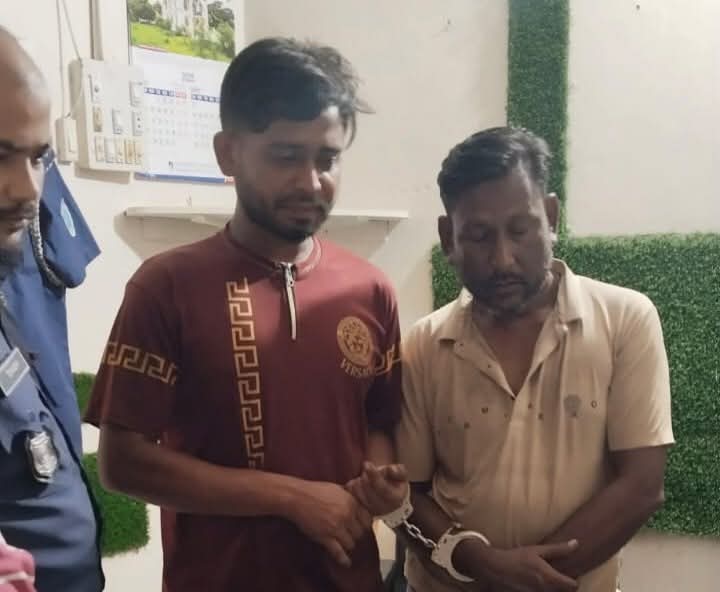 মৌলভীবাজারে ট্রাকভর্তি ময়দা আত্মসাৎ চেষ্টার ঘটনায় গ্রেফতার ২