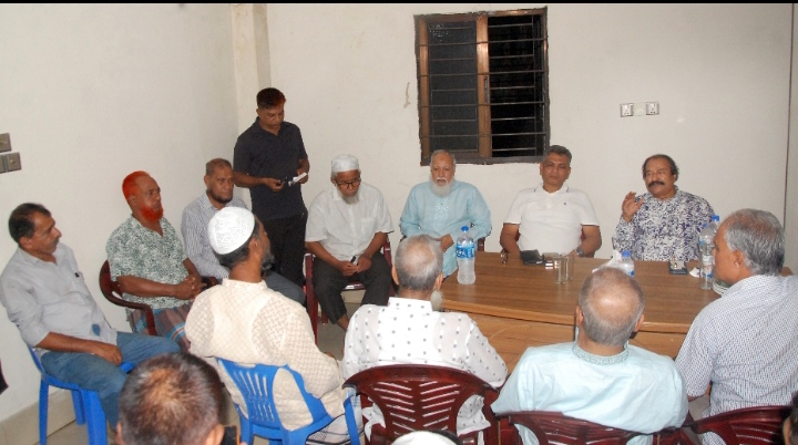 ওসমানী মেডিকেল এলাকার যানজট নিরসনে উপ-পুলিশ কমিশনারের (ট্রাফিক) সাথে পদ্মা ব্যবসায়ী সমিতির মতবিনিময়