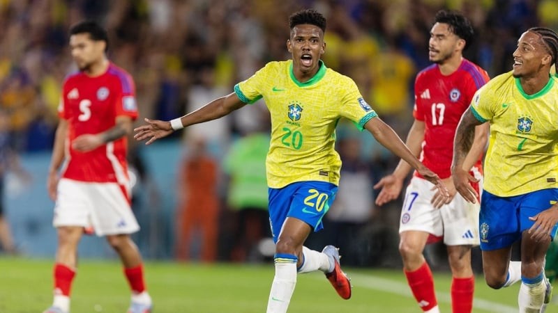 মারাকানায় চিলিকে গোলবন্যায় ভাসাল ব্রাজিল