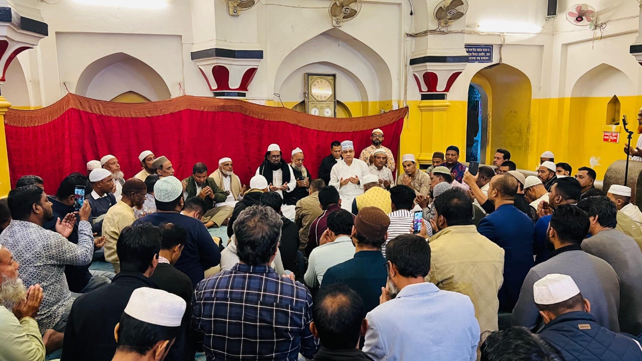 খালেদা জিয়ার সুস্থতা কামনায় সিলেট বিমানবন্দর থানা বিএনপির দোয়া মাহফিল