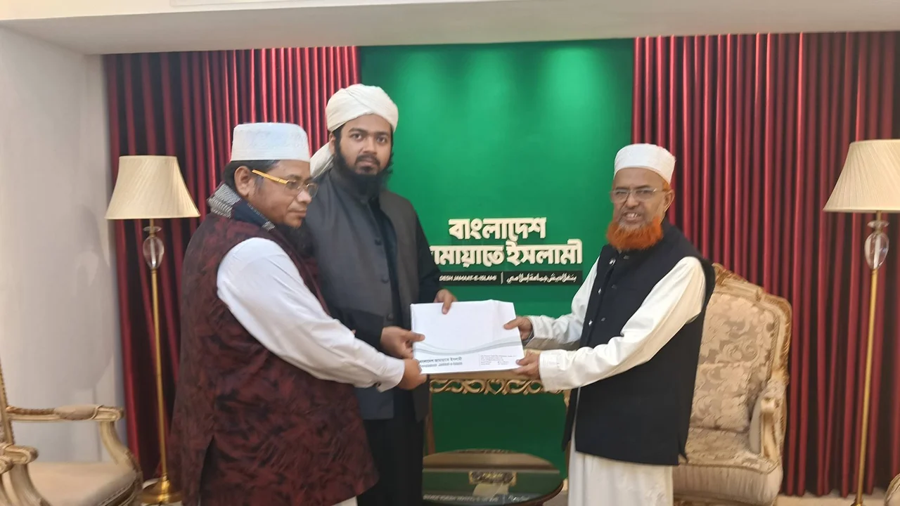 জামায়াতে যোগ দিলেন মুফতি আলী হাসান উসামা