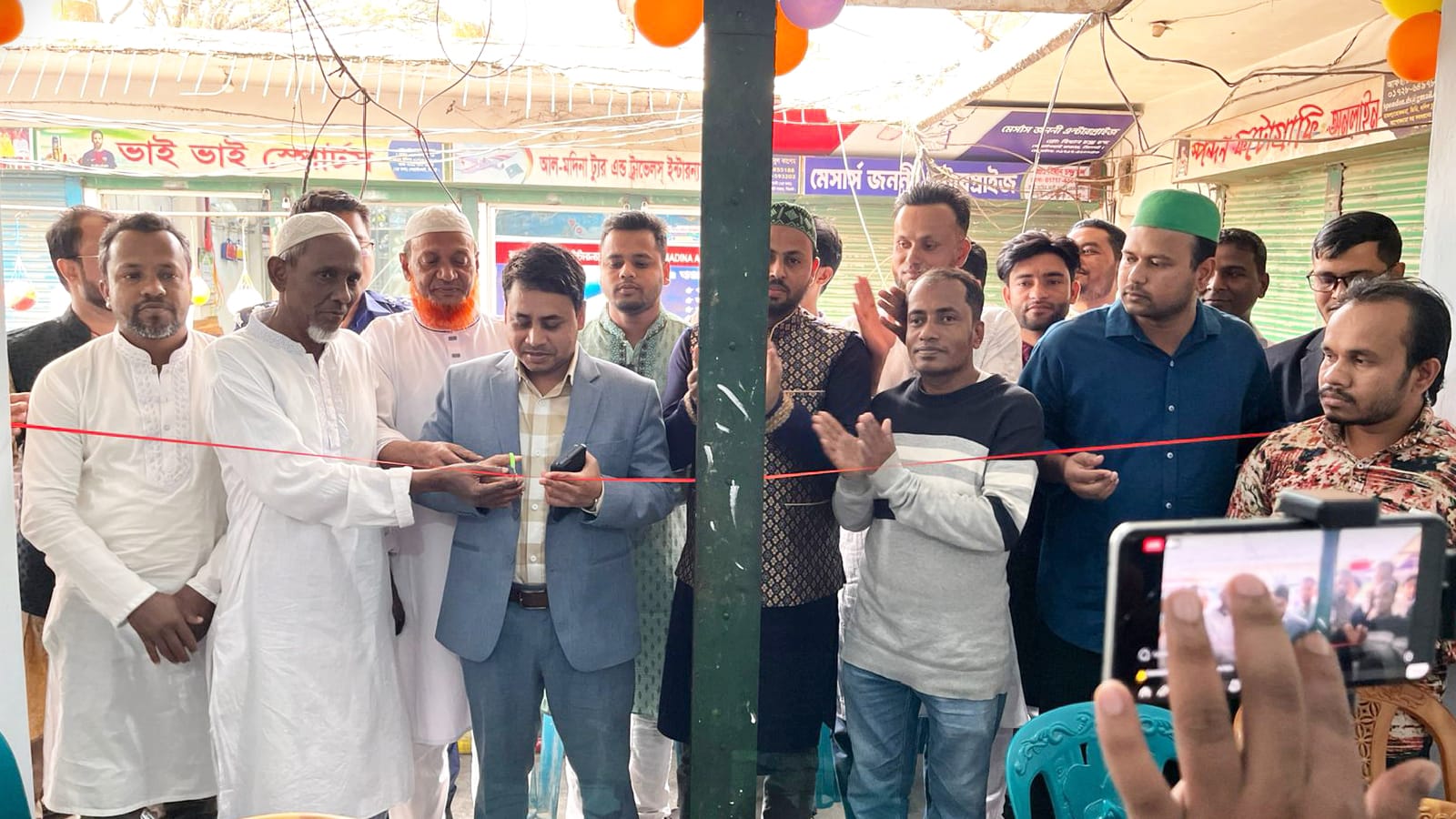 গোয়াইনঘাট অনলাইন প্রেসক্লাবের কার্যালয় উদ্বোধন
