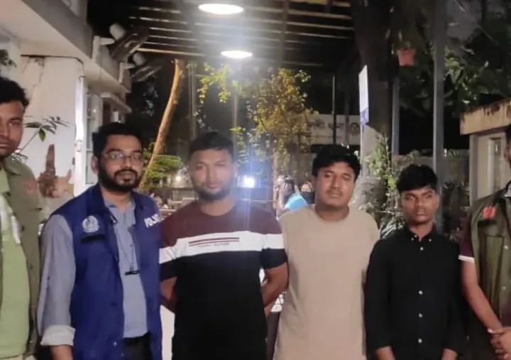 মৌলভীবাজারে তারেক হত্যা মামলার  পলাতক ৩ আসামী চট্টগ্রাম থেকে গ্রেফতার