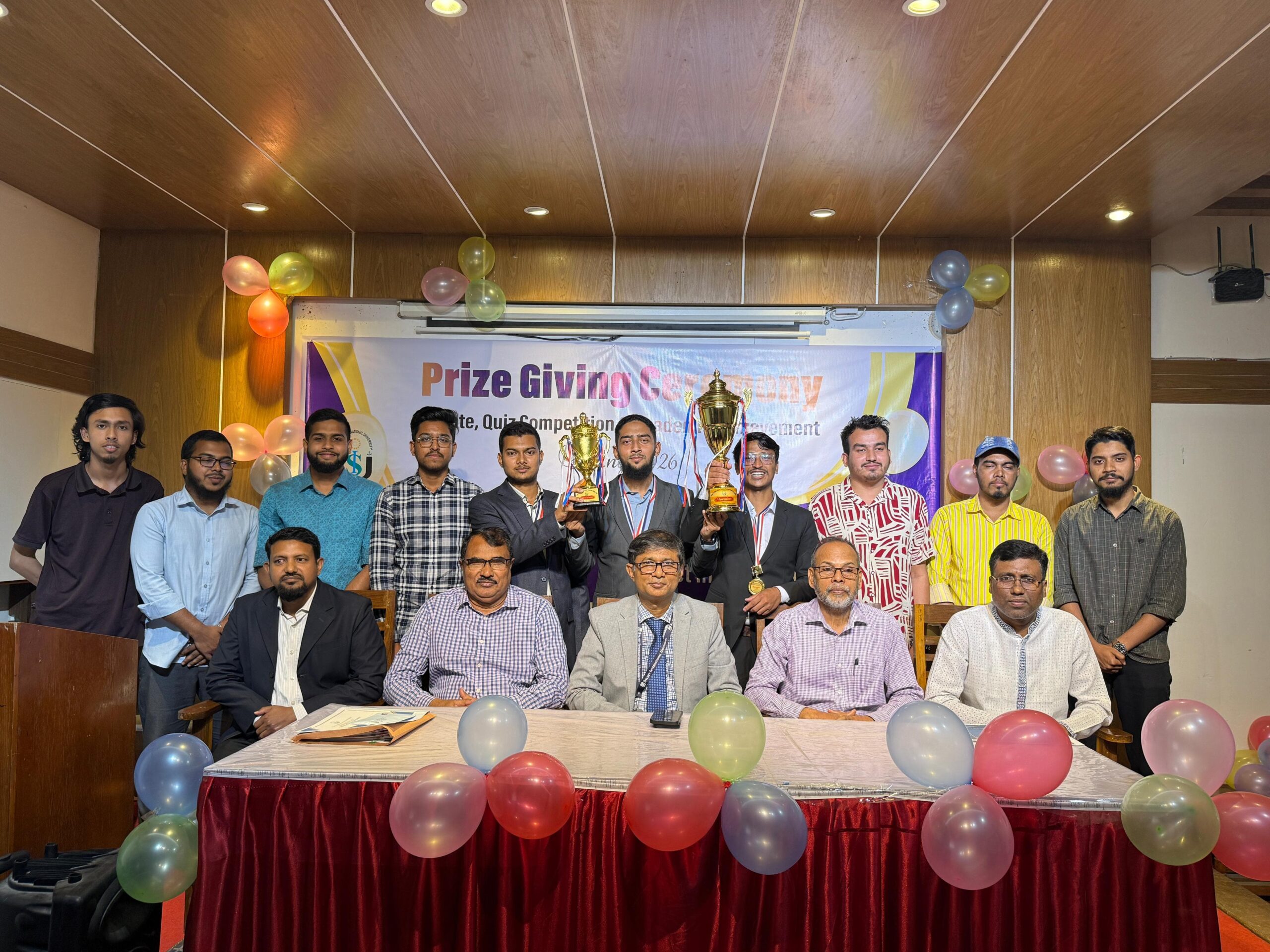 “সিলেট ইন্টারন্যাশনাল ইউনিভার্সিটির আইন বিভাগে মেধা ও যুক্তির মহোৎসব: পুরস্কার বিতরণী অনুষ্ঠান সম্পন্ন”