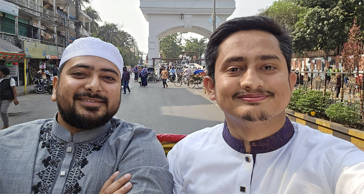 সিলেটে এসে রিকশায় ঘুরছেন নাহিদ ও সারজিস