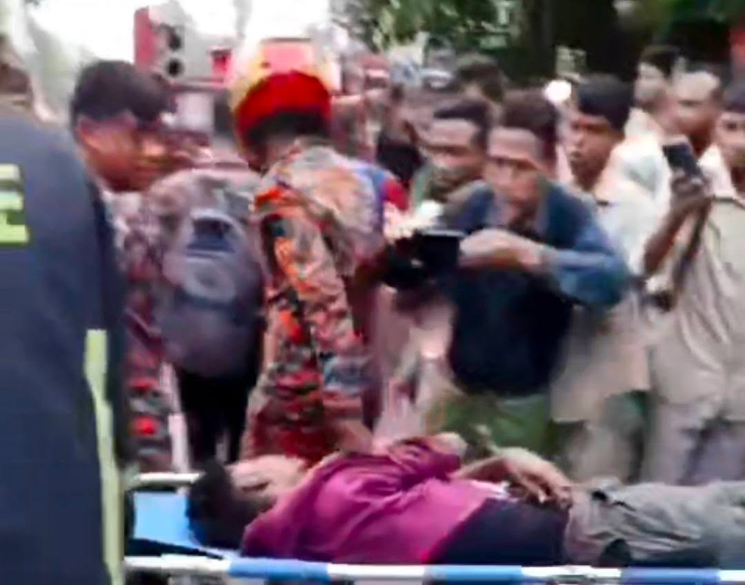 শ্রীমঙ্গলে বাস ও পিকআপভ্যানের মুখোমুখি সংঘর্ষে নিহত ১