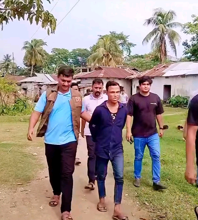 মৌলভীবাজারে ডিবি পুলিশের অভিযানে ইয়াবাসহ ১ মাদক কারবারি গ্রেপ্তার