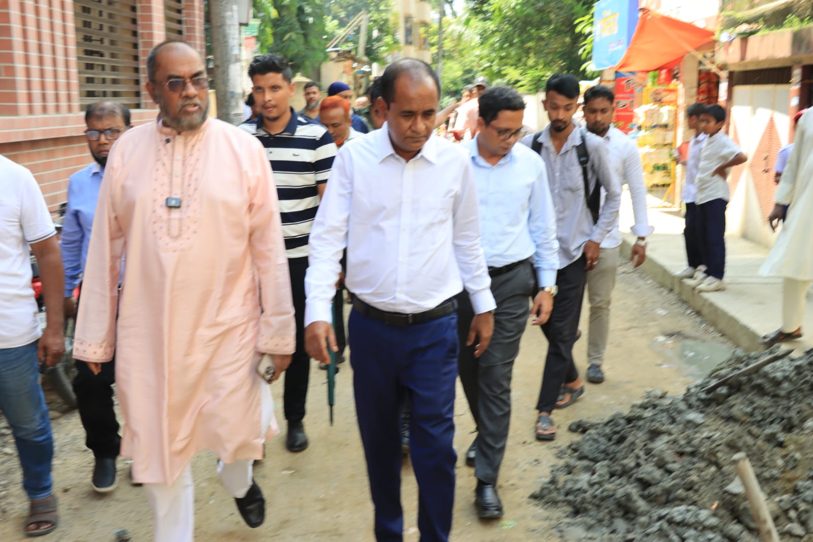 নাগরিক সুবিধা নিশ্চিত করতে চলমান উন্নয়নকাজ দ্রুত সম্পন্নের নির্দেশ : সিসিক প্রশাসক