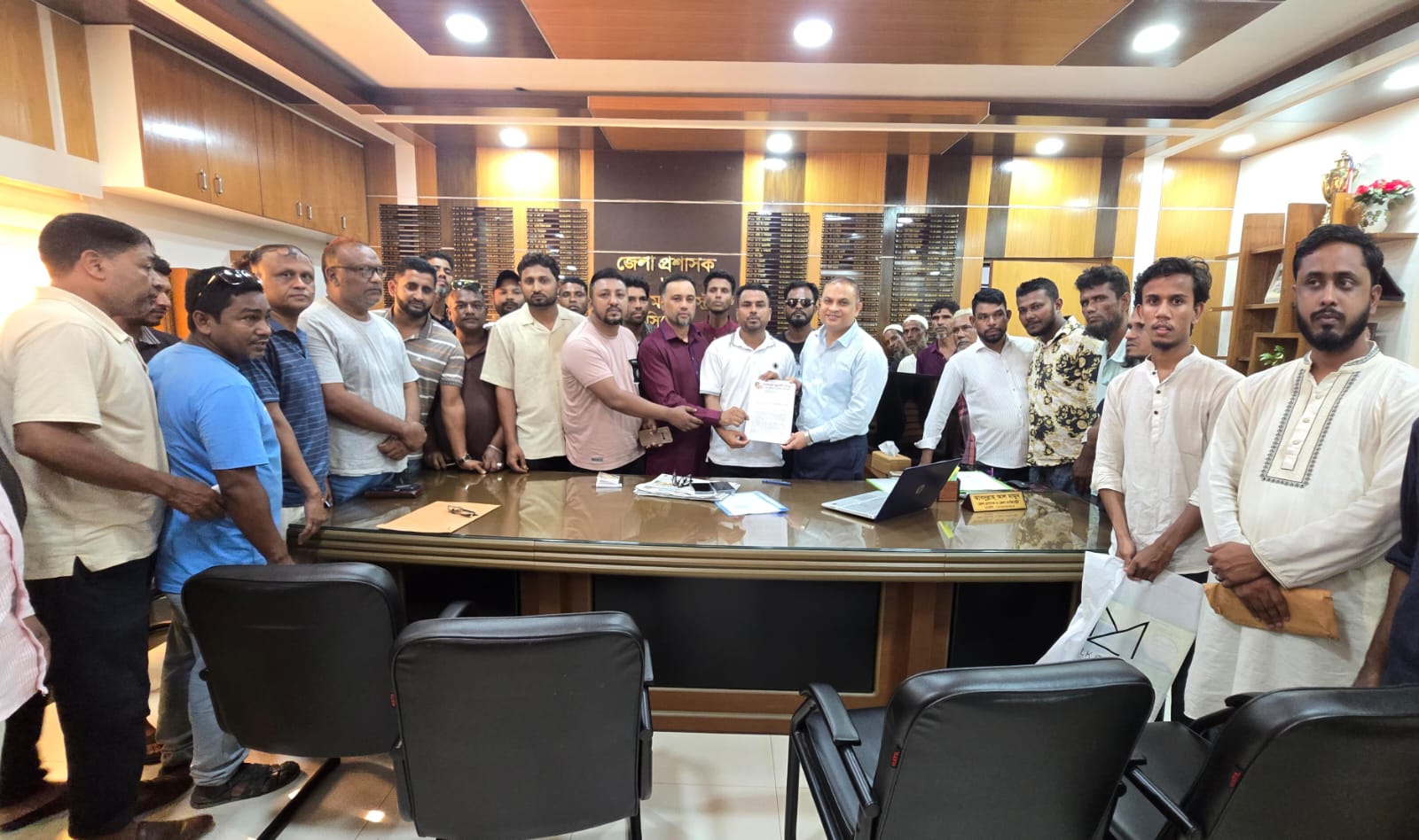 “আমরা জুলাই যোদ্ধা” সিলেট মহানগর ও জাতীয়তাবাদী পরিবারের পক্ষ থেকে জেলা প্রশাসক বরাবরে সহযোগিতার আবেদন