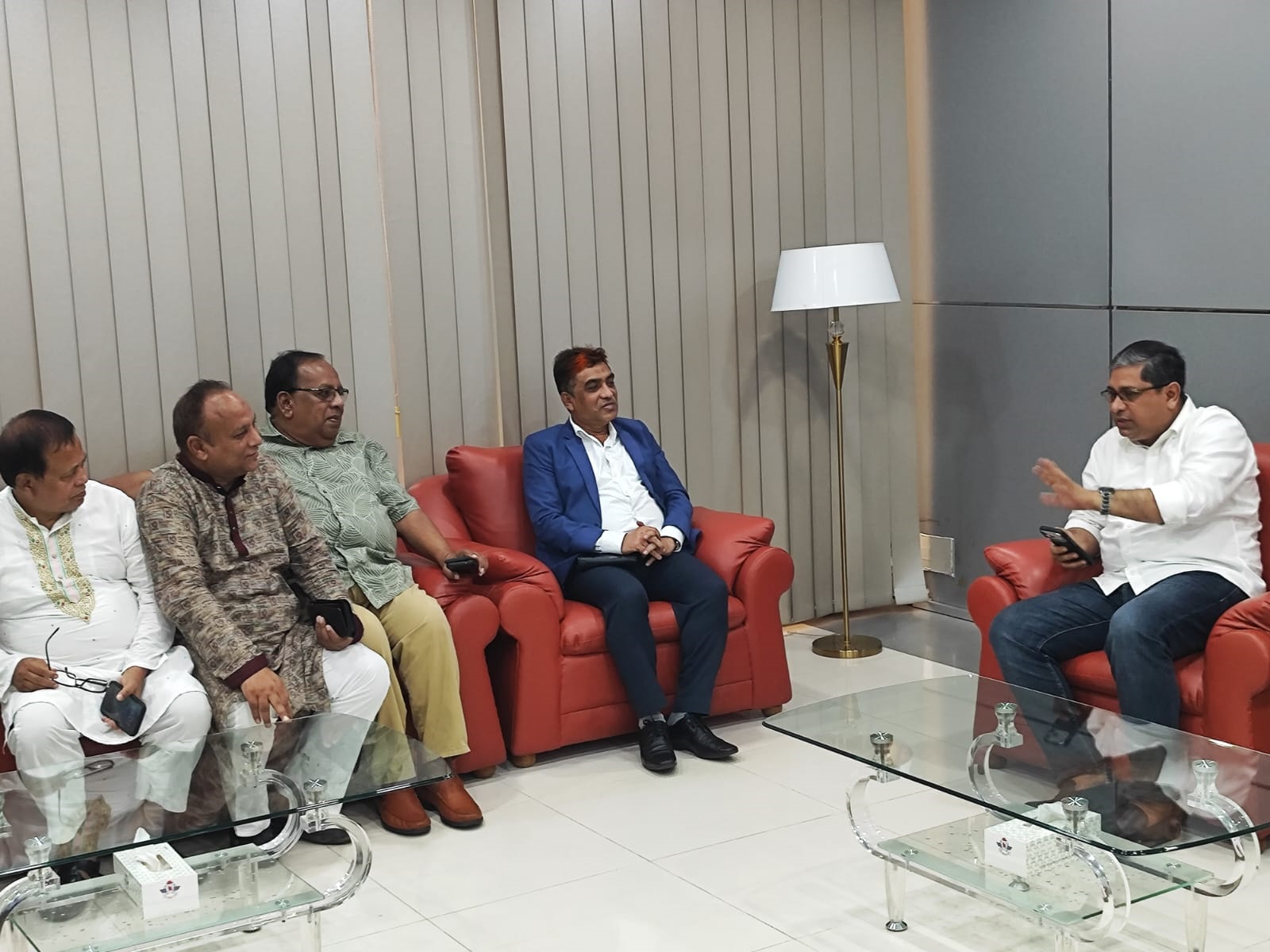 এমপি এমরান চৌধুরীর সুপারিশে সিলেটের ৫ পৌরসভা পাচ্ছে ৫ শ কোটি টাকা