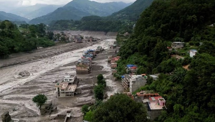 নেপালে ভয়াবহ পাহাড়ি ঢলে নিহত বেড়ে ৯৫, নিখোঁজ ৪০৩